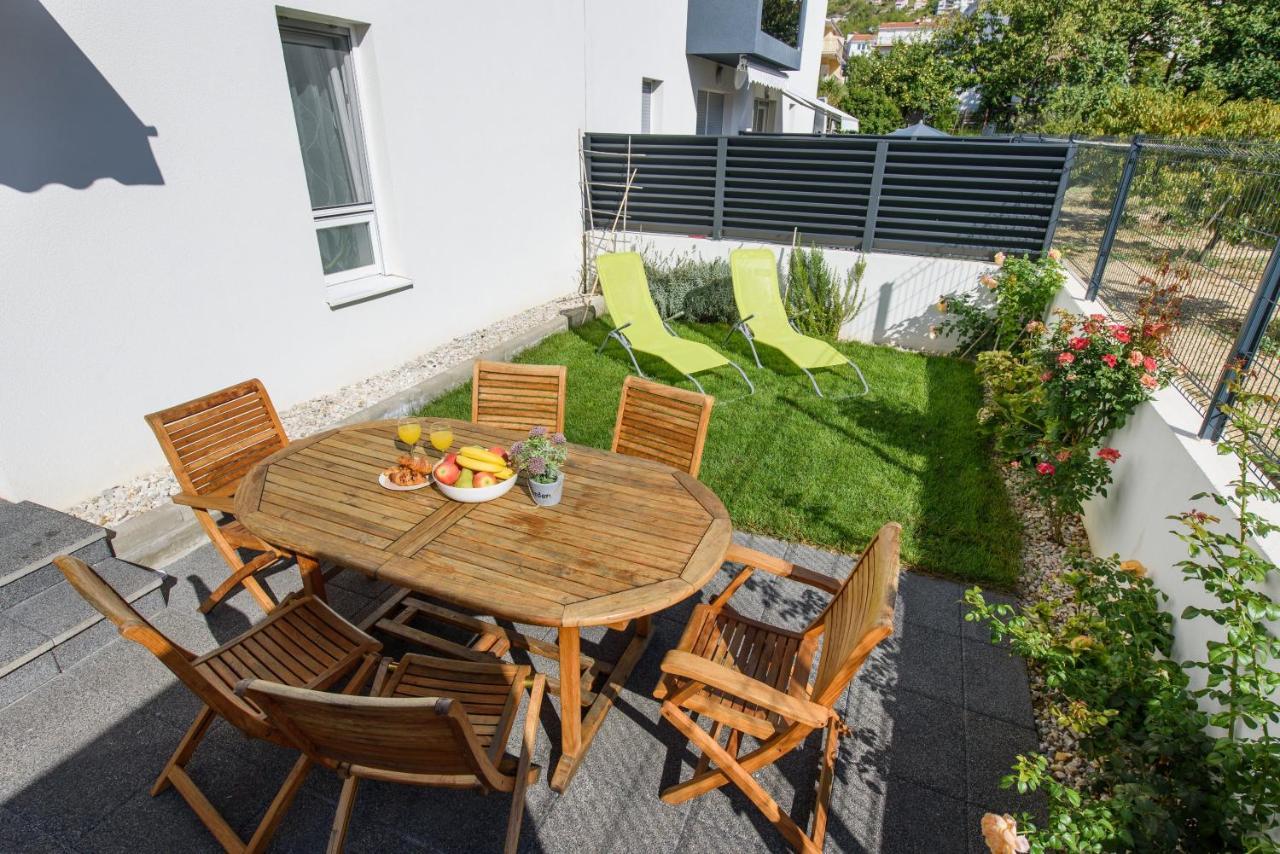 Apartment Nikolina Подстрана Экстерьер фото